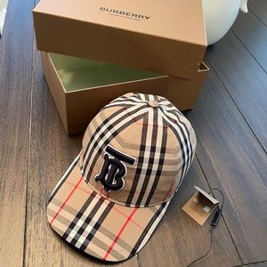 Burberry Monogram Motif Vintage Check Baseball Cap